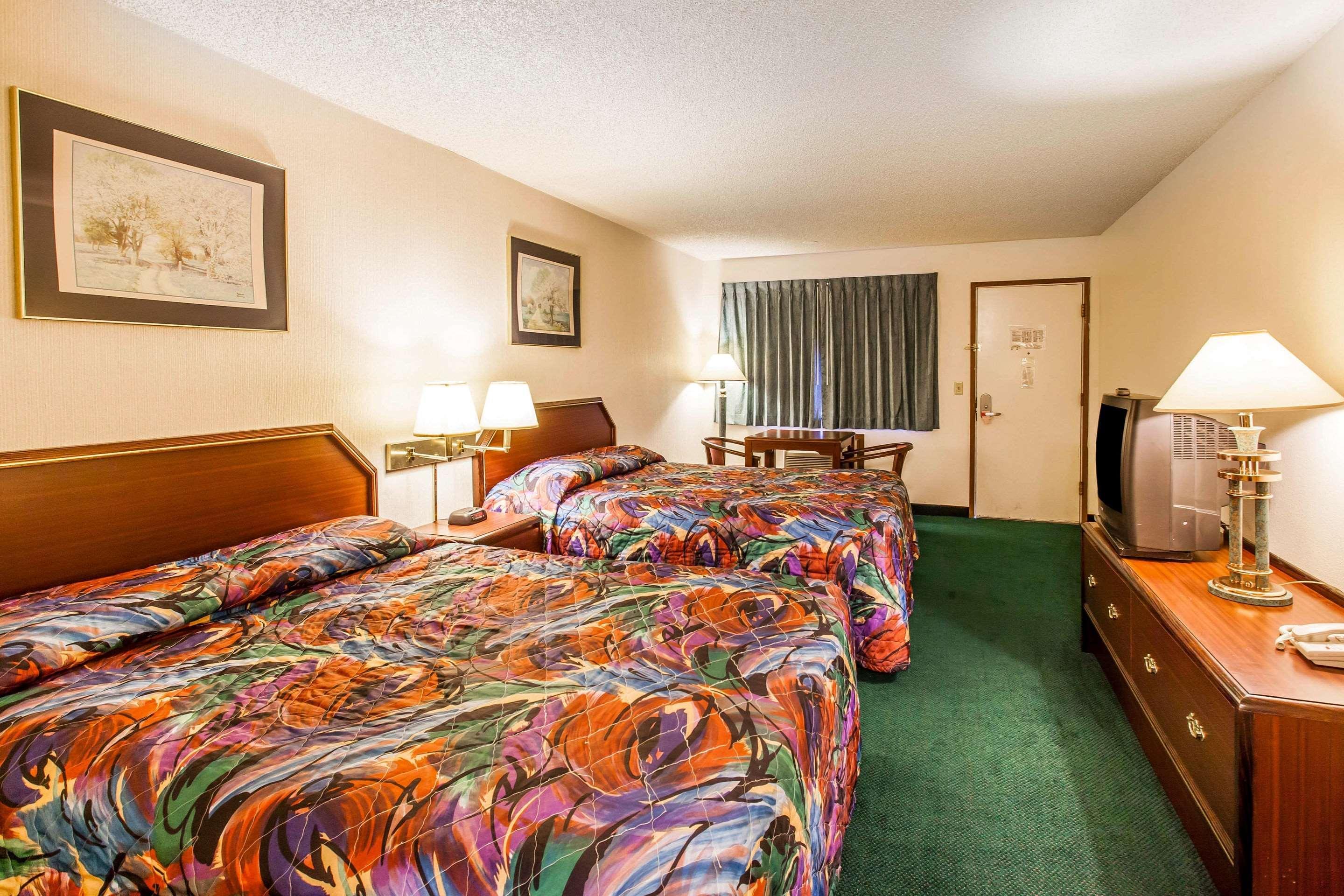 Econolodge Еверетт Екстер'єр фото